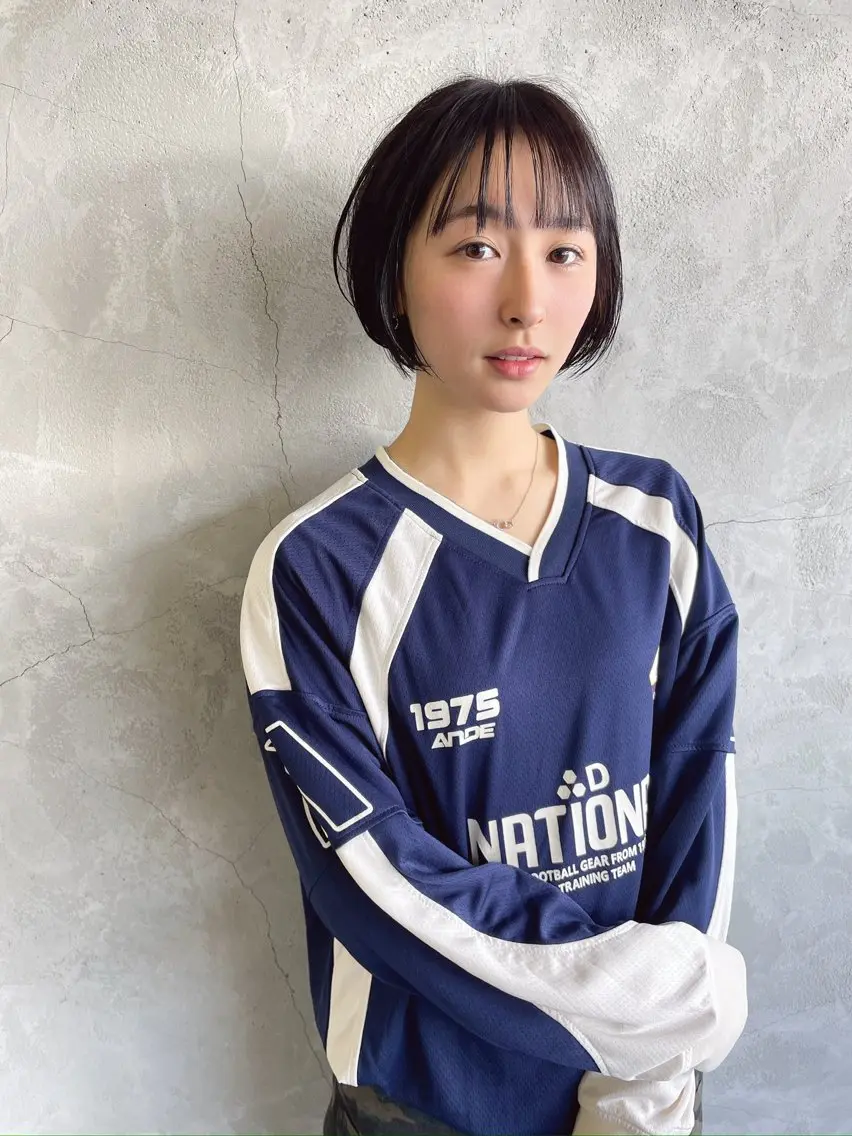 ショート カット 塚田 沙樹のヘアスタイル