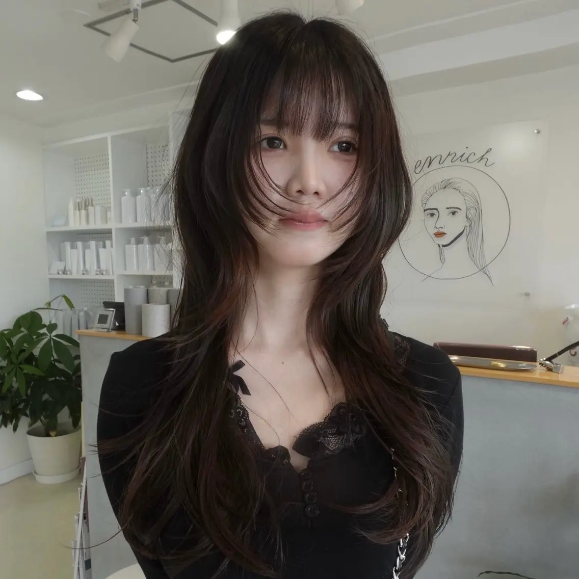 ロング くびれヘア 顔周りカット ハッシュカット カット ハッシュカット・ハイ レイヤー/kanonのヘアスタイル