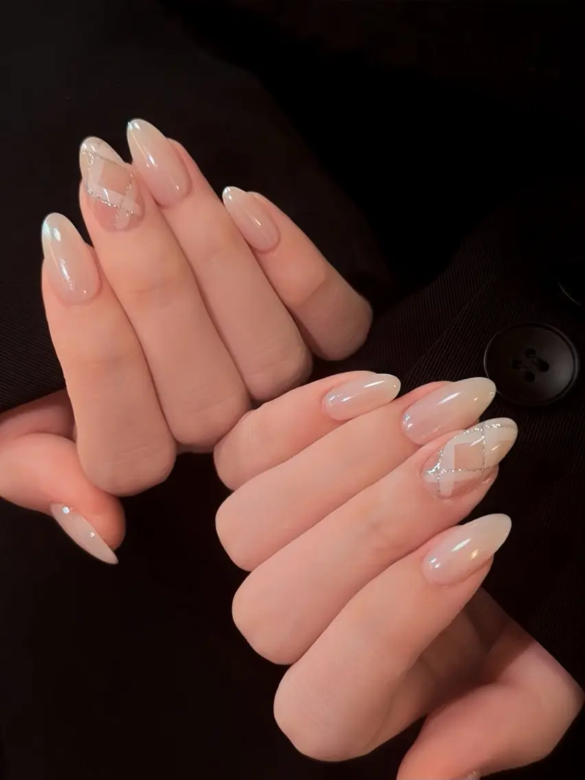 ネイル ハンドネイル Y. Nailのネイルデザイン