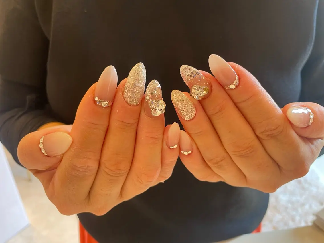 ネイル ♡ビジュール♡ NAIL &まつ毛のマツエク・マツパデザイン