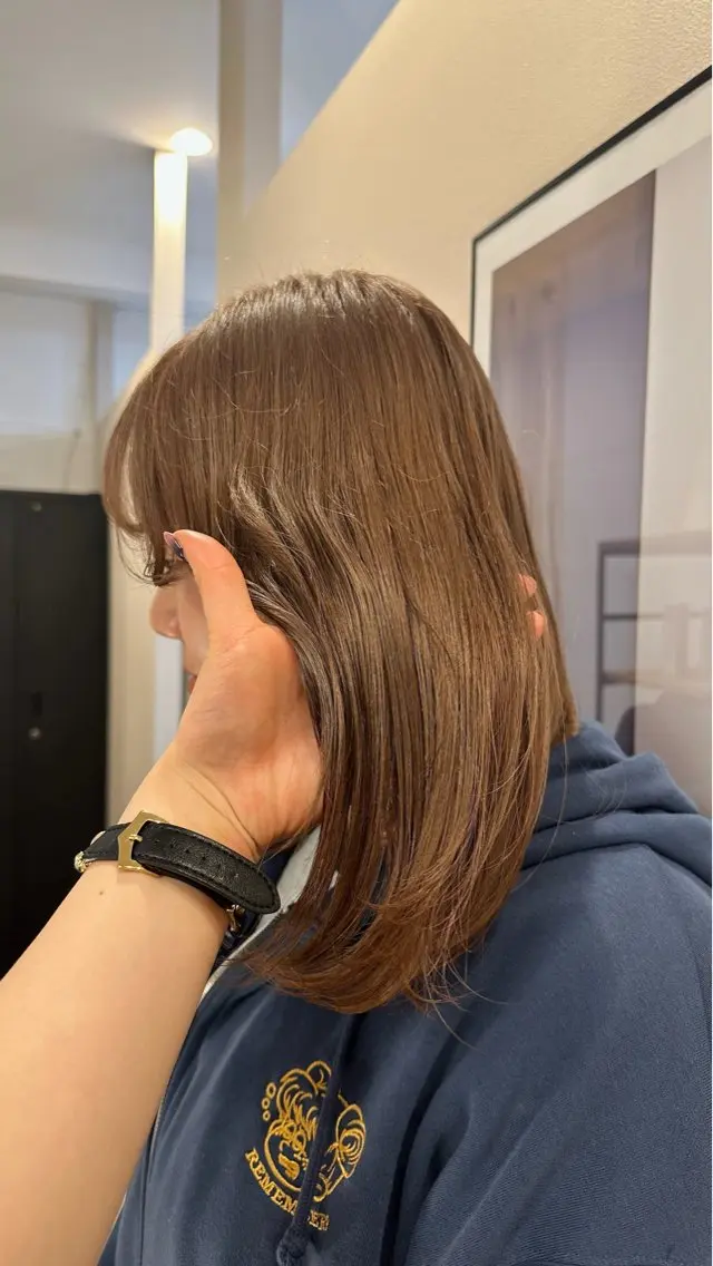 カラー ベージュカラー ミルクティーベージュ Reina 札幌美容師のヘアスタイル