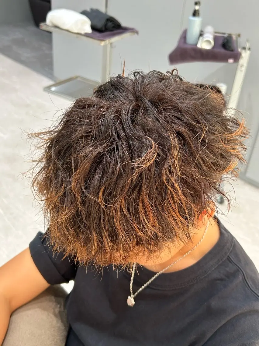 メンズ メンズパーマ メンズツイストパーマ ツイストパーマ カット パーマ 本厚木🪅カラー 🪅パーマ🪅Aoiのヘアスタイル