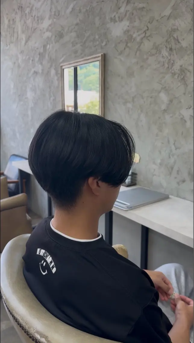 カラー 黒髪 Blast raiaのヘアスタイル