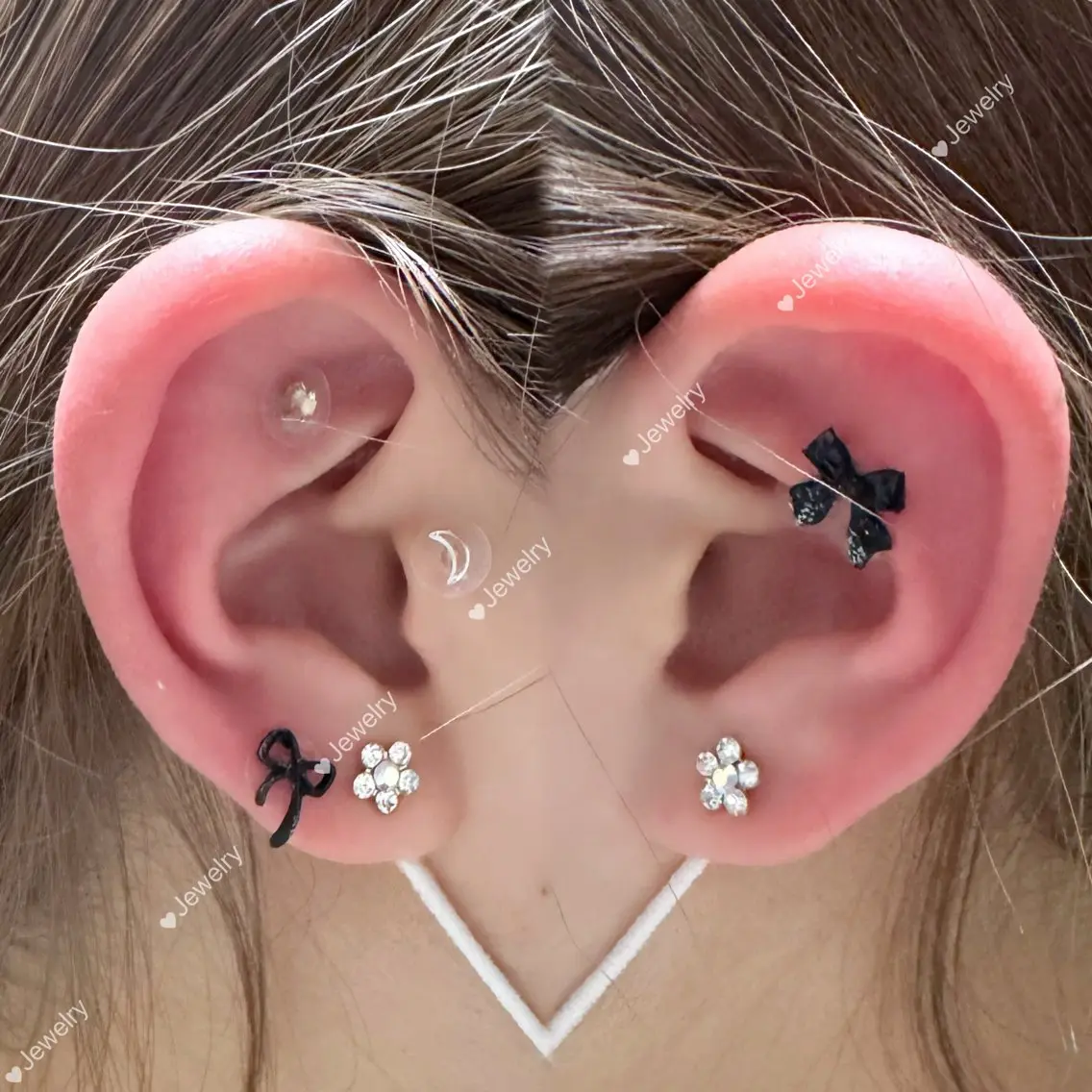 ✨️お試し価格〜 推しカラー耳つぼジュエリー 🐈⬛🎀両耳6粒(片耳3粒)の写真