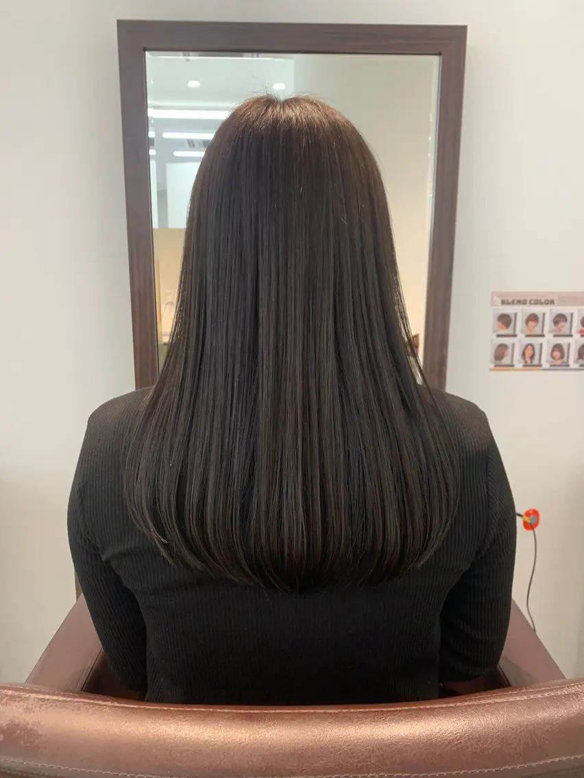 セミロング カラー ブラウンカラー はまだ まりなのヘアスタイル