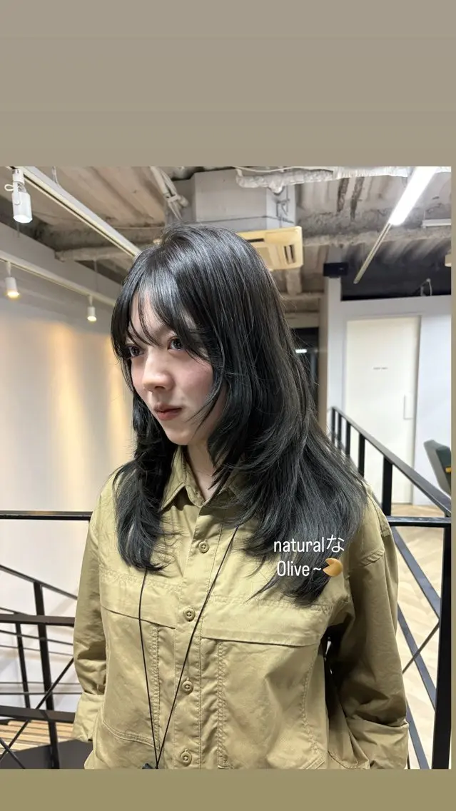 セミロング カラー 石井聖愛/名古屋/ 伏見/カラーモデルのヘアスタイル