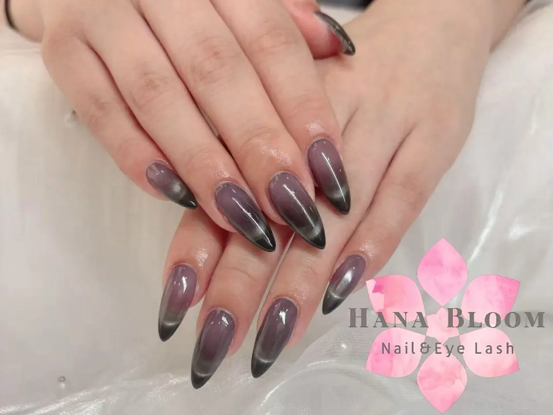 ネイル フレンチネイル ジェルネイル グラデーション ラメ(グリッター) マグネットネイル ハンドネイル ハンドケア Hana Bloom Nail Salonのネイルデザイン