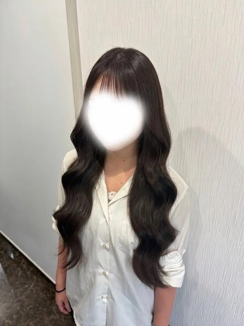 ロング カラー ブラウンカラー ダークブラウン ヘアカラー AIRI /フロレゾンのヘアスタイル