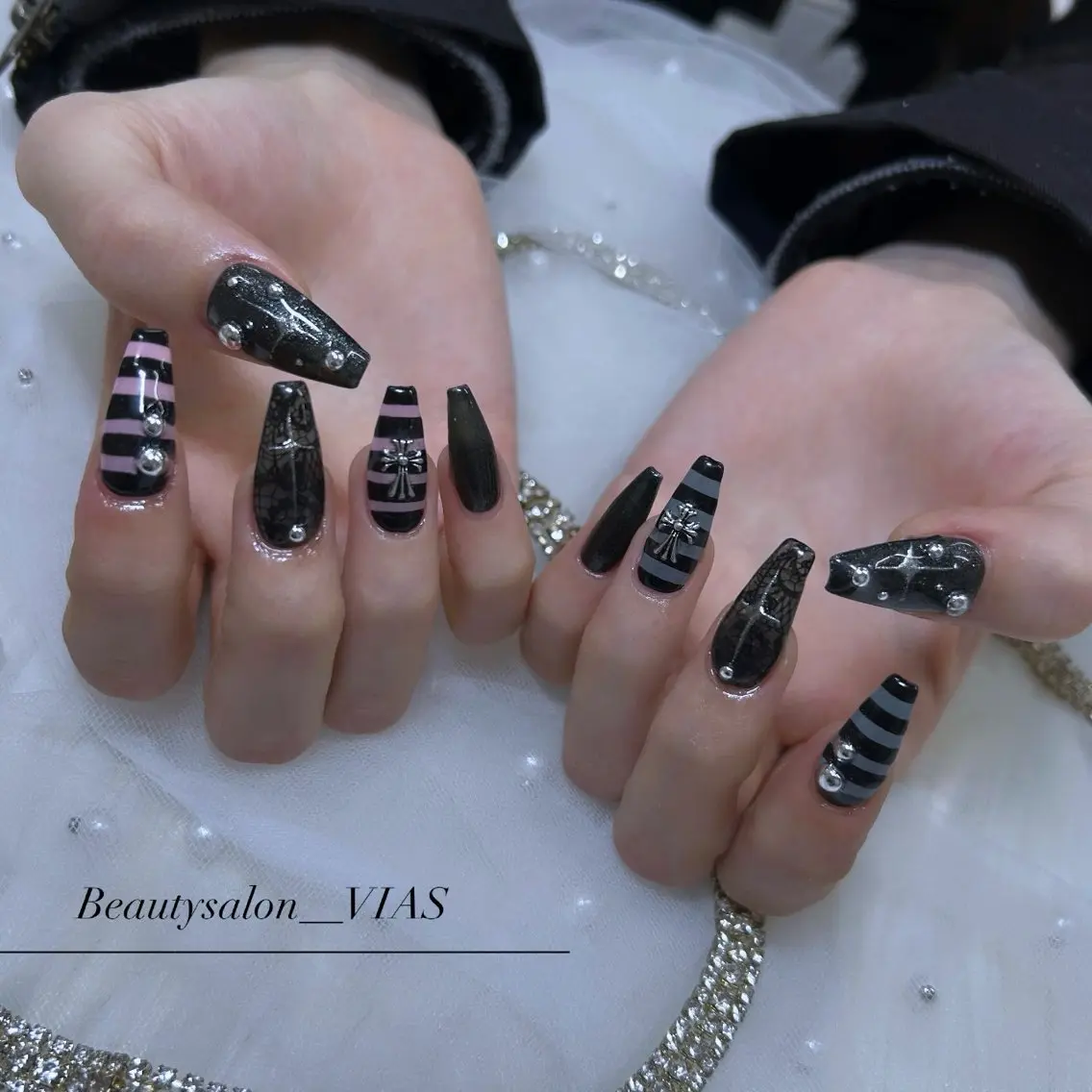 ネイル ハンドネイル VIAS 〜EYE&NAIL〜のマツエク・マツパデザイン