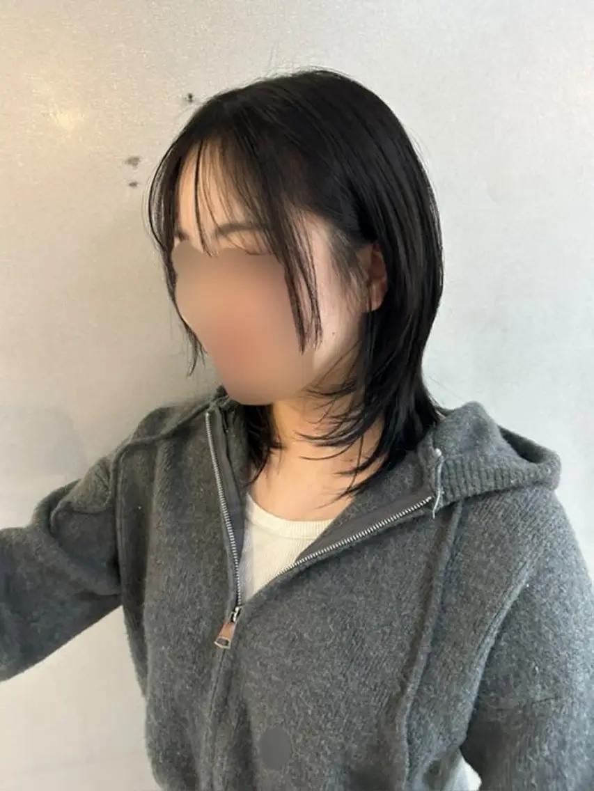 ミディアム ミディアムレイヤー レイヤーカット カット ウルフカット レイヤーカットのヘアスタイル