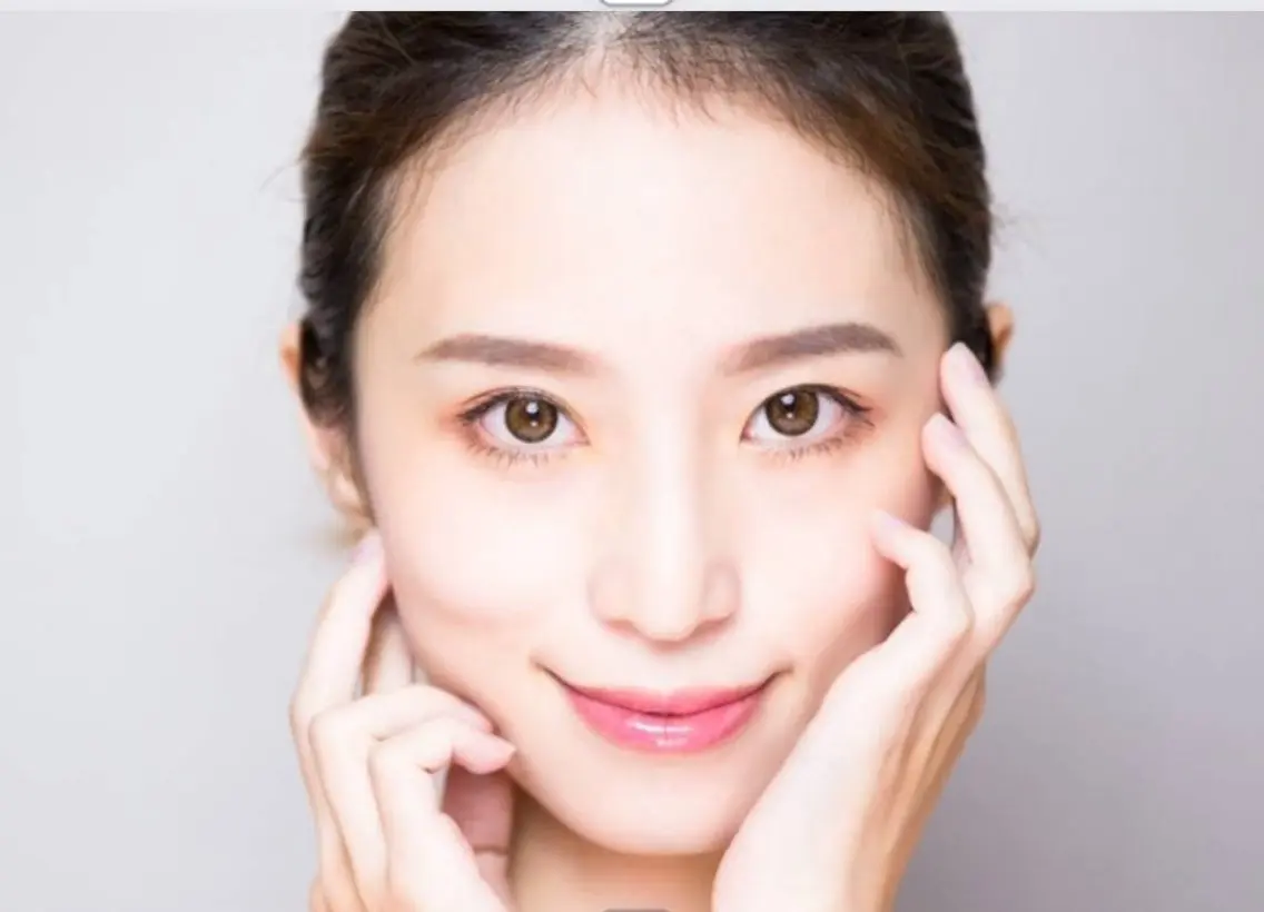 水光肌エレクトロポレーション【細胞活性美容液導入】の写真