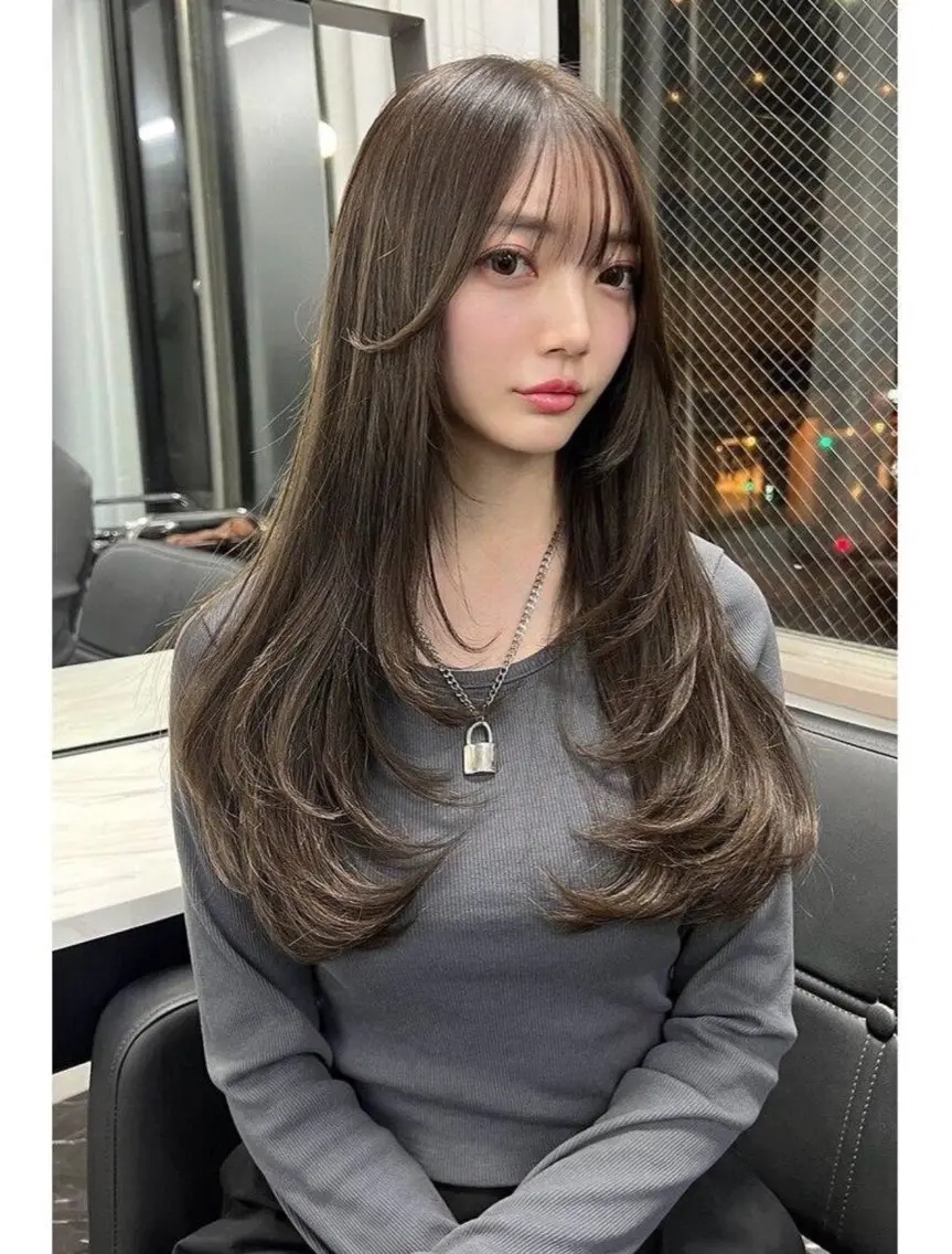 ロング SEIYA🫧|韓国 ヘア•レイヤーカットのヘアスタイル