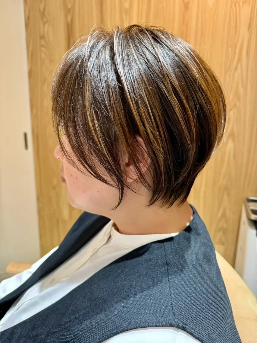 ショート 渡辺 リリのヘアスタイル