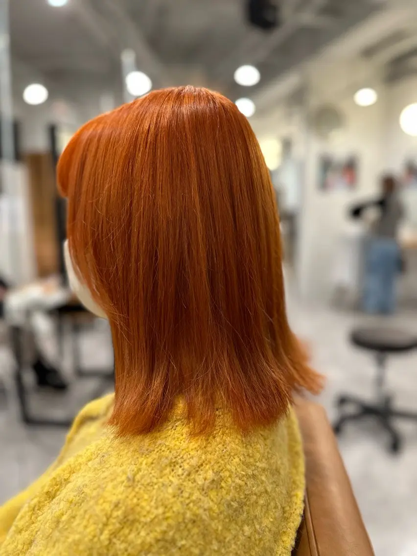 ミディアム カラー オレンジ 外ハネヘア ヘアカラー トリートメント 特殊カラー特化 ✂️SHIAN フジのヘアスタイル