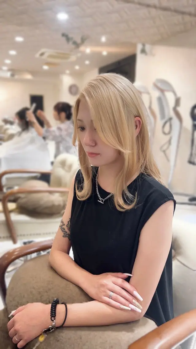 セミロング カット ヘアカラー トリートメント 本店店長☆ 前原海翔のヘアスタイル