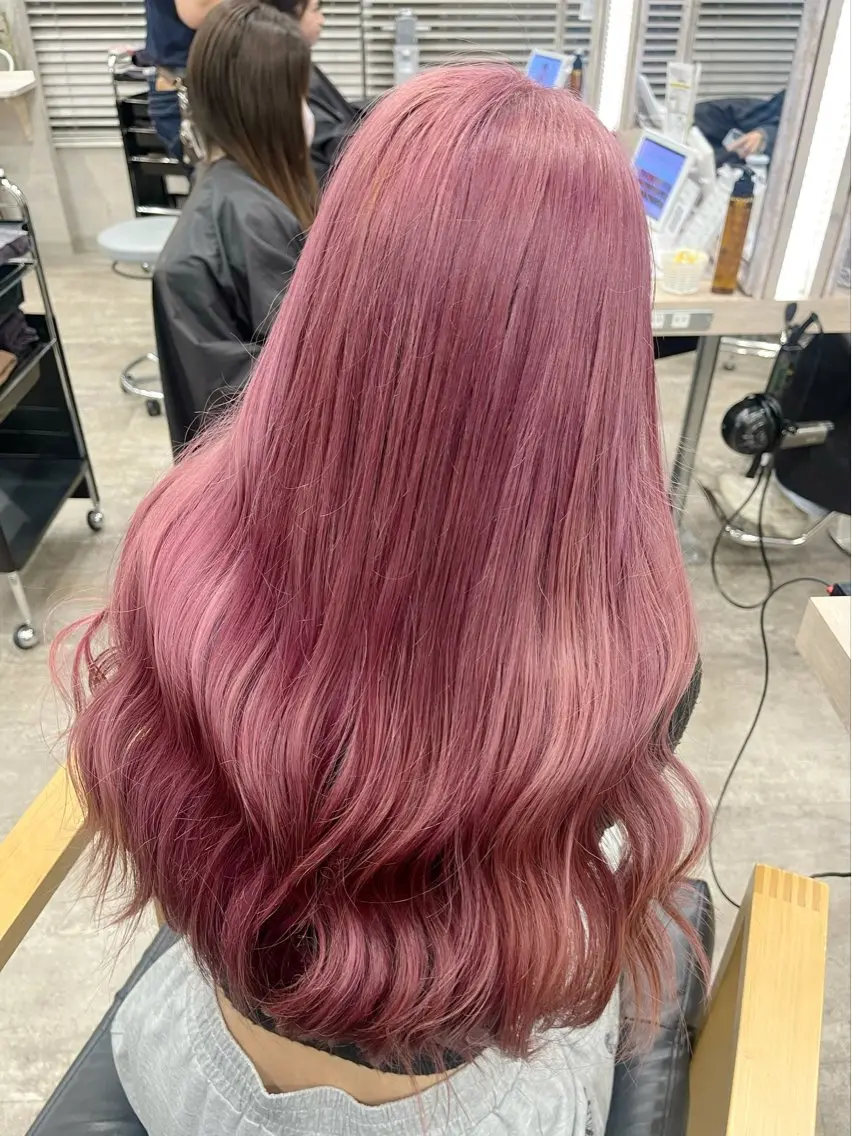 ロング カラー ハイトーンカラー ヘアカラー ブリーチカラー🐭♡ moeのヘアスタイル