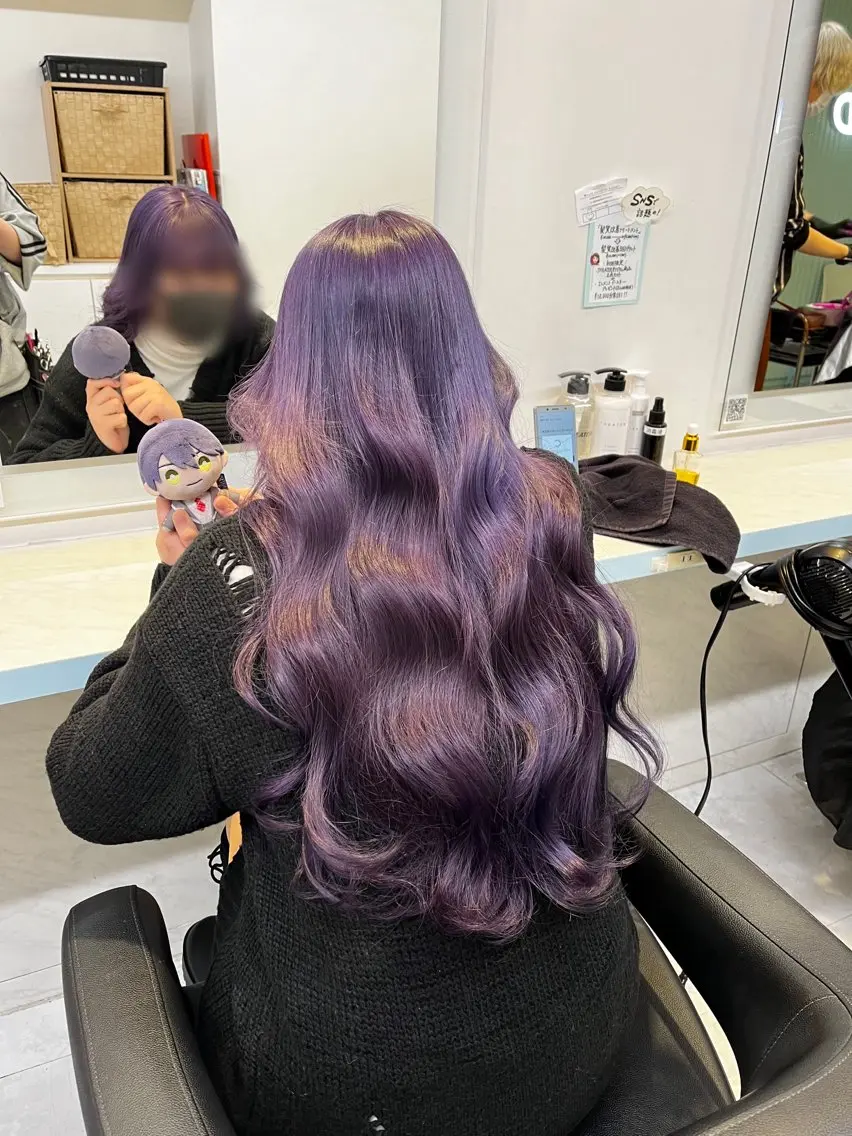 ロング カラー ヘアカラー ブリーチカラー 🩵MIZUKIのヘアスタイル