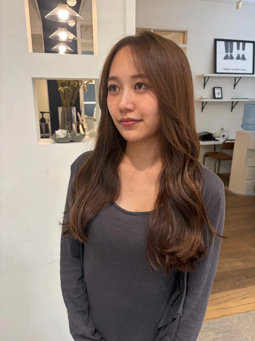ロング カラー ヘアアレンジ ベージュカラー ブリーチ ミルクティーベージュ トリートメント カット ヘアカラー トリートメント 無料カットモデル‪✨ ✂️Nanami🌷のヘアスタイル