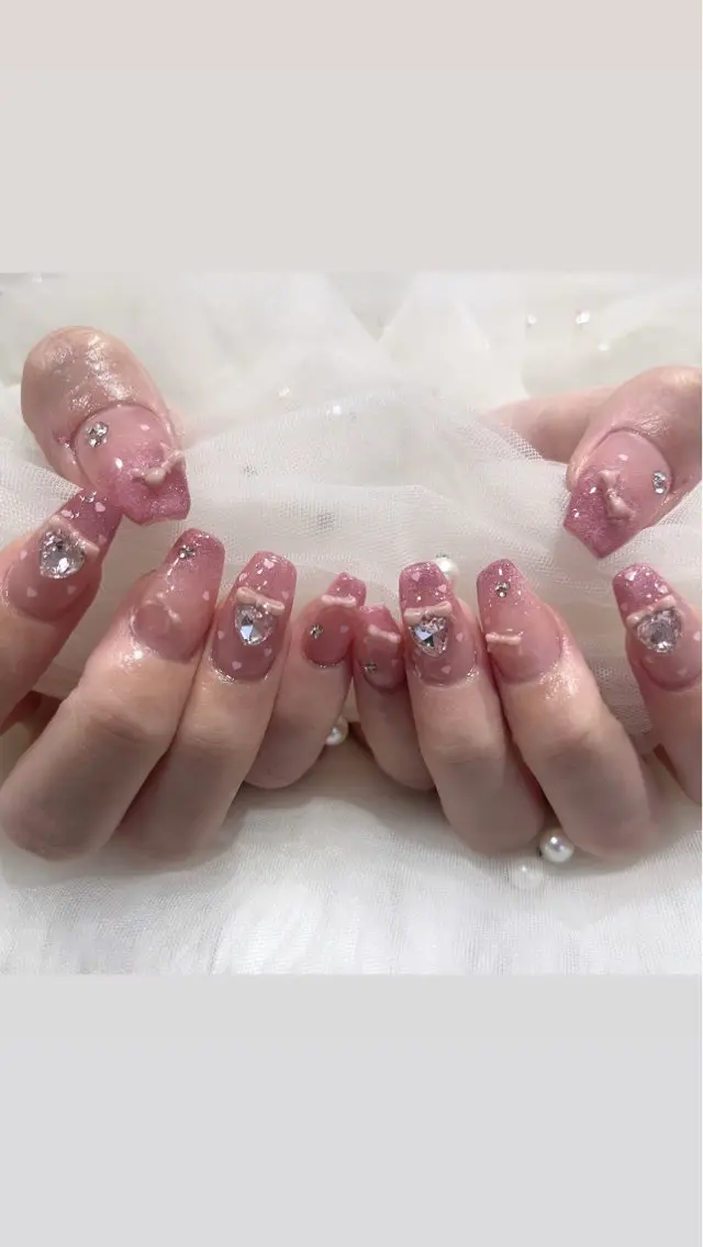 ネイル ハンドネイル 🧁fein. nana🩵のネイルデザイン