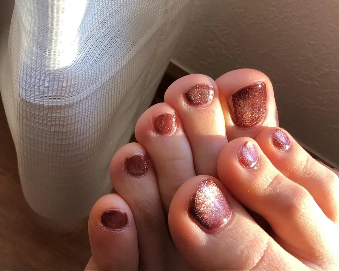 ネイル フットネイル キラキラネイル マグネットネイル マグネットワンカラー ワンカラーネイル フットネイル saki_ nail heronのネイルデザイン