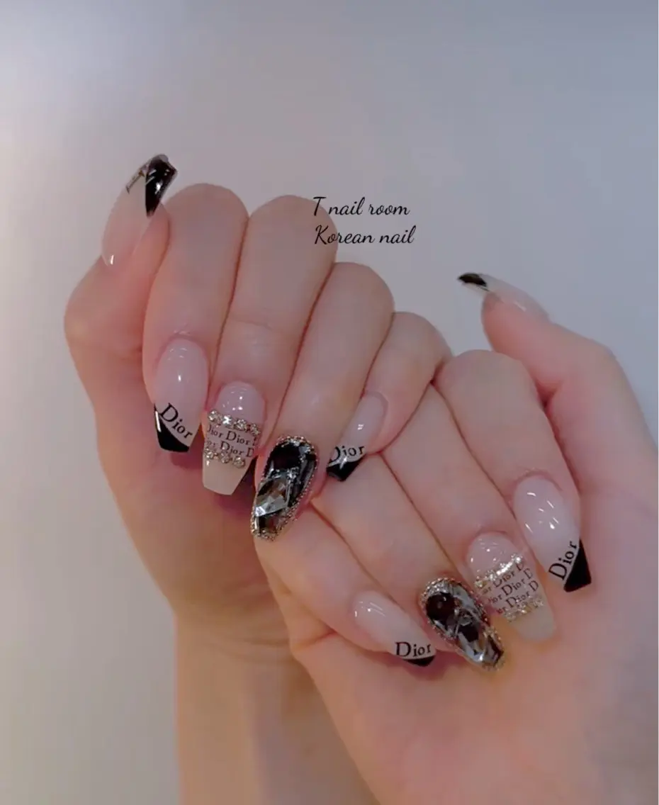 ネイル T nail roomのネイルデザイン