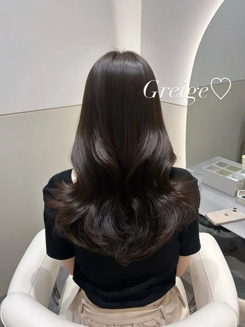 ロング カラー グレージュ レイヤーカット カット ヘアカラー トリートメント 🩷韓国ヘア/ヨシン モリ🩷Maikaのヘアスタイル