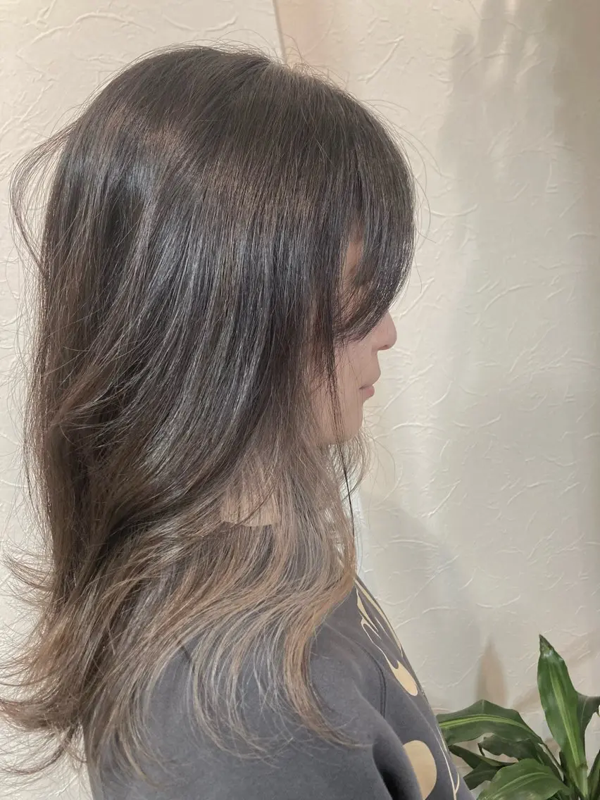 ロング ヘアカラー トリートメント 池岡 洋子のヘアスタイル