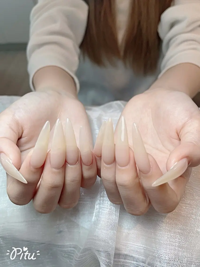 ハンドネイル Nie Nail Hinatachanのネイルデザイン