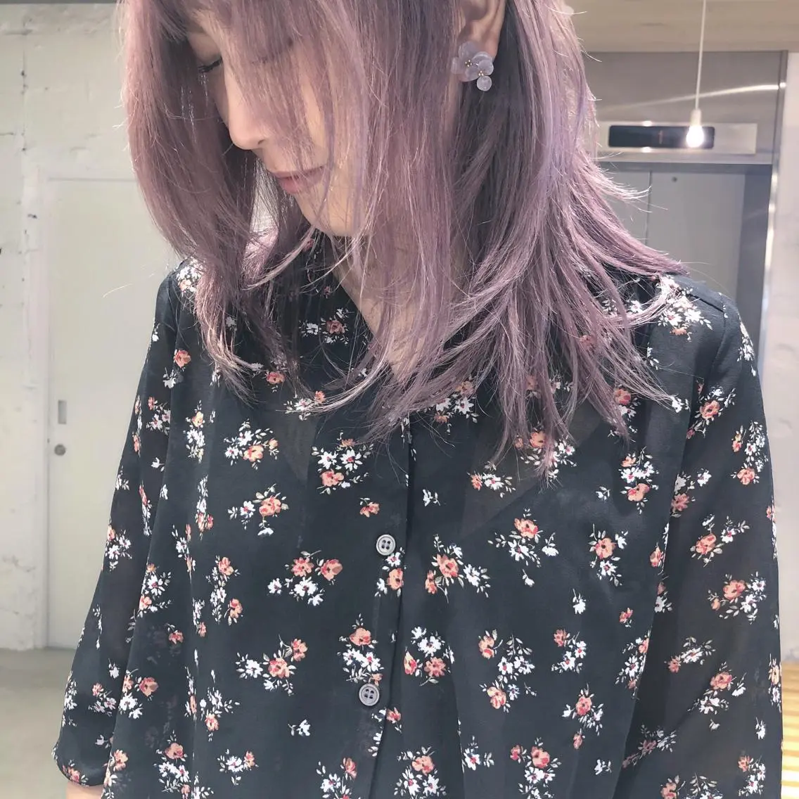 セミロング カラー イルミナカラー ピンクカラー ピンクパープル パープルカラー ORIKA 美容室のヘアスタイル