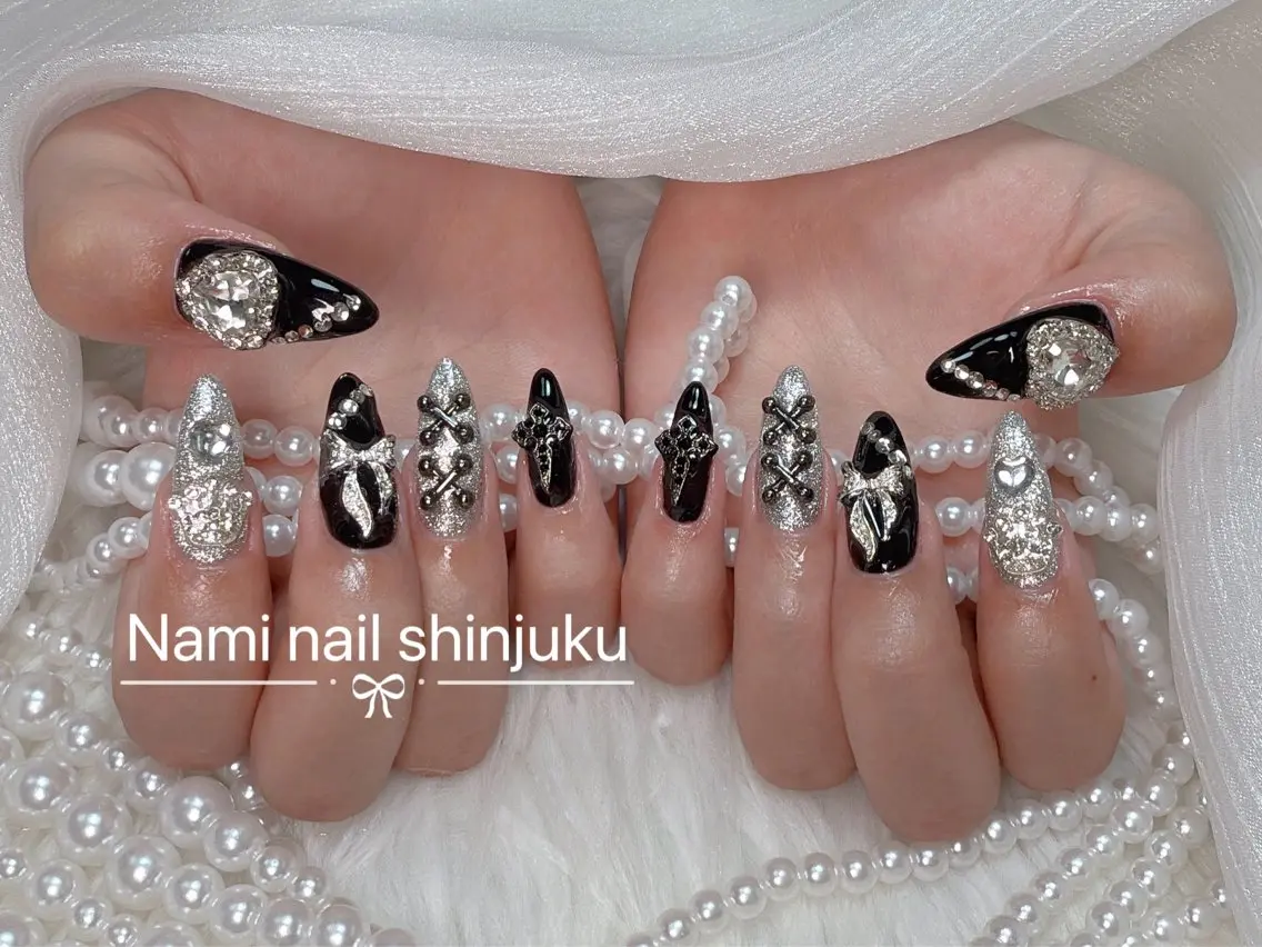 ネイル 長さ出し ガーリー 韓国ネイル ロングネイル 持ち込み ハンドネイル Nami nail salonのネイルデザイン