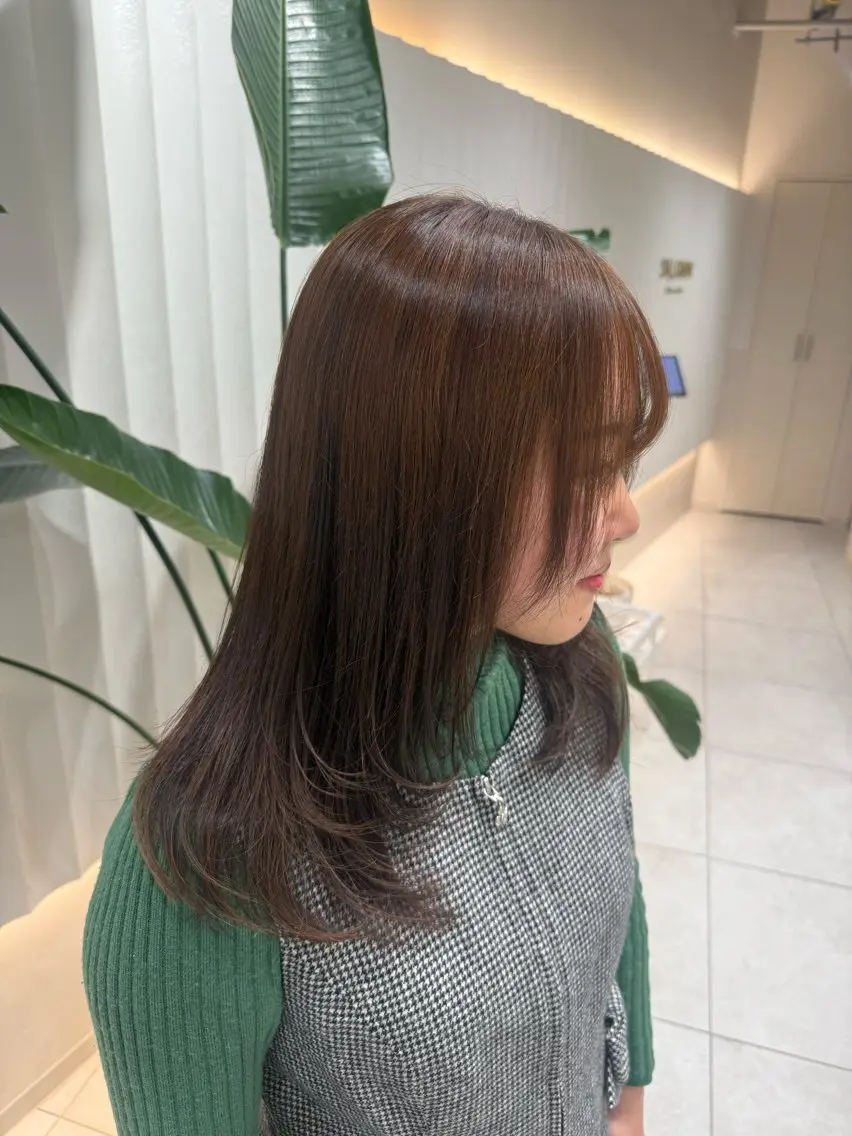 ロング カラー ベージュカラー ブラウンカラー ブラウンベージュ ヘアカラー トリートメント ラベンダー💜 グレージュ🩶のヘアスタイル