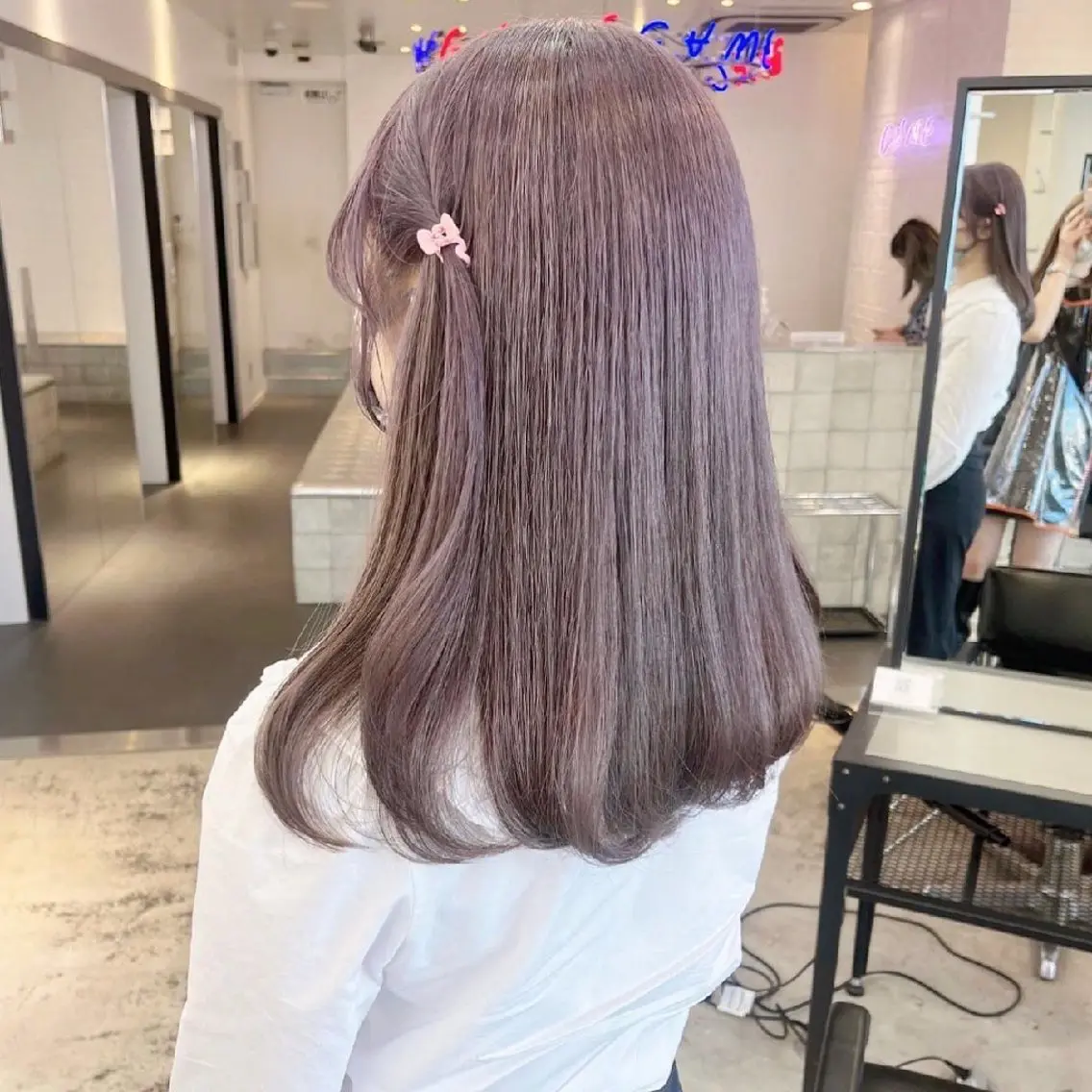 カット+ブリーチなしダブルカラー+2stepトリートメントの写真