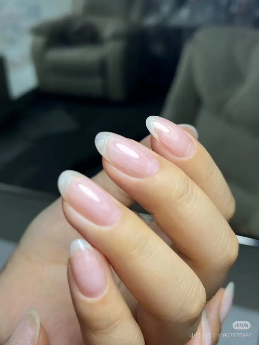 ネイル ジェルネイル グラデーション シンプルネイル ハンドネイル more glam 大宮店カナのネイルデザイン