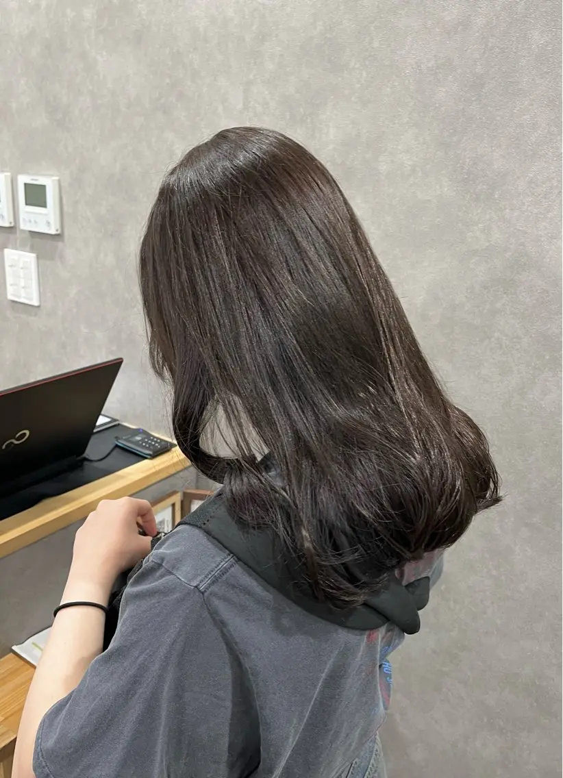 セミロング カラー ダークグレー ダークグレージュ グレージュ カット ヘアカラー トリートメント 🎀🕊RION 🩰のヘアスタイル