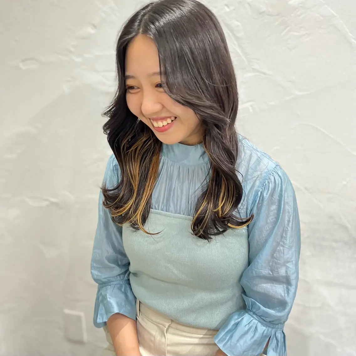 セミロング 無料カットモデル ユナのヘアスタイル