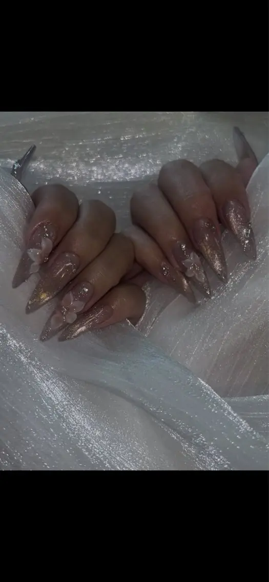 ネイル Luxe nailのネイルデザイン