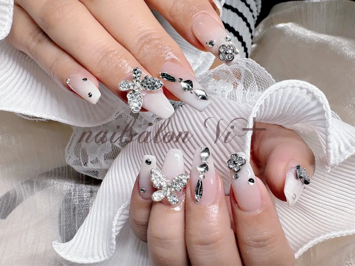 ネイル ハンドネイル ✨Nailsalon Vi+✨のネイルデザイン