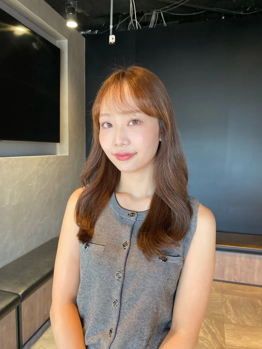 セミロング ヘアカラー 🫧 Manaka🫧のヘアスタイル