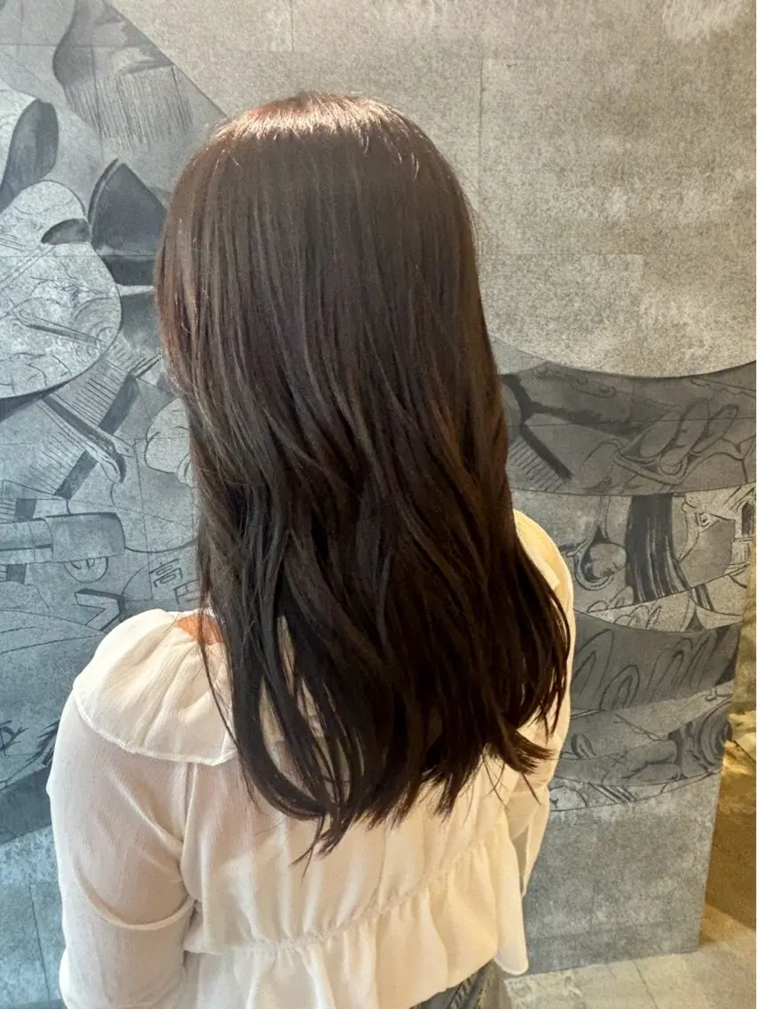ロング カラー 辻岡 悠稀のヘアスタイル