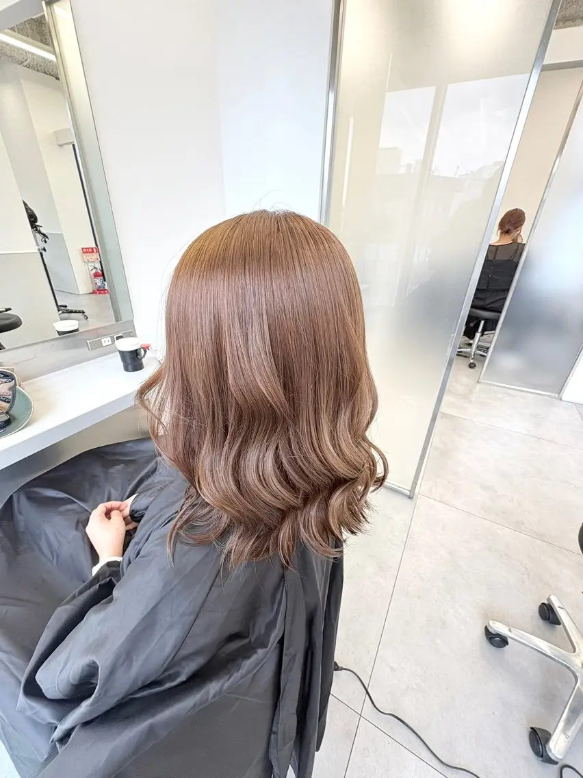 ミディアム ヘアカラー 天野 利咲のヘアスタイル