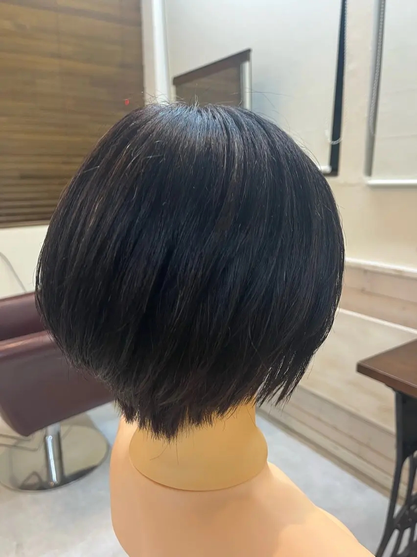 ショート ショートヘア 岡部 夏生のヘアスタイル