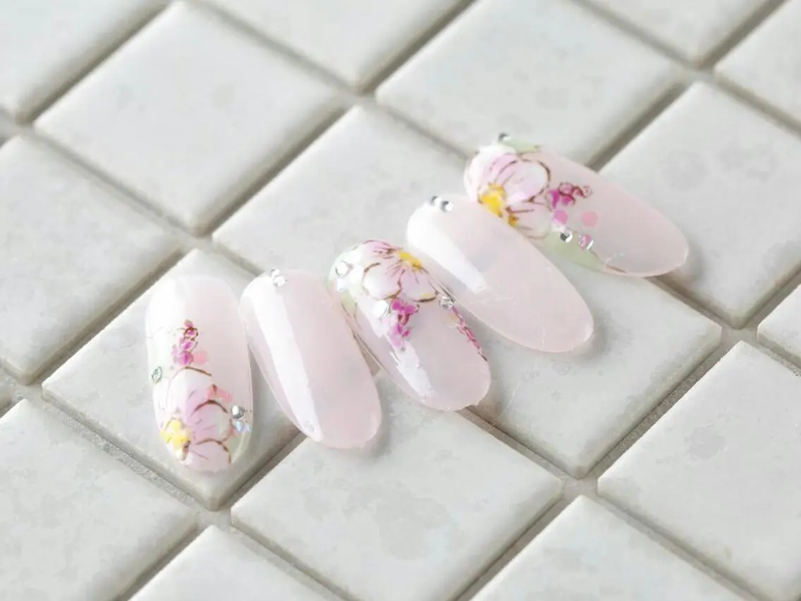 ネイル フラワーネイル private salon mieのネイルデザイン