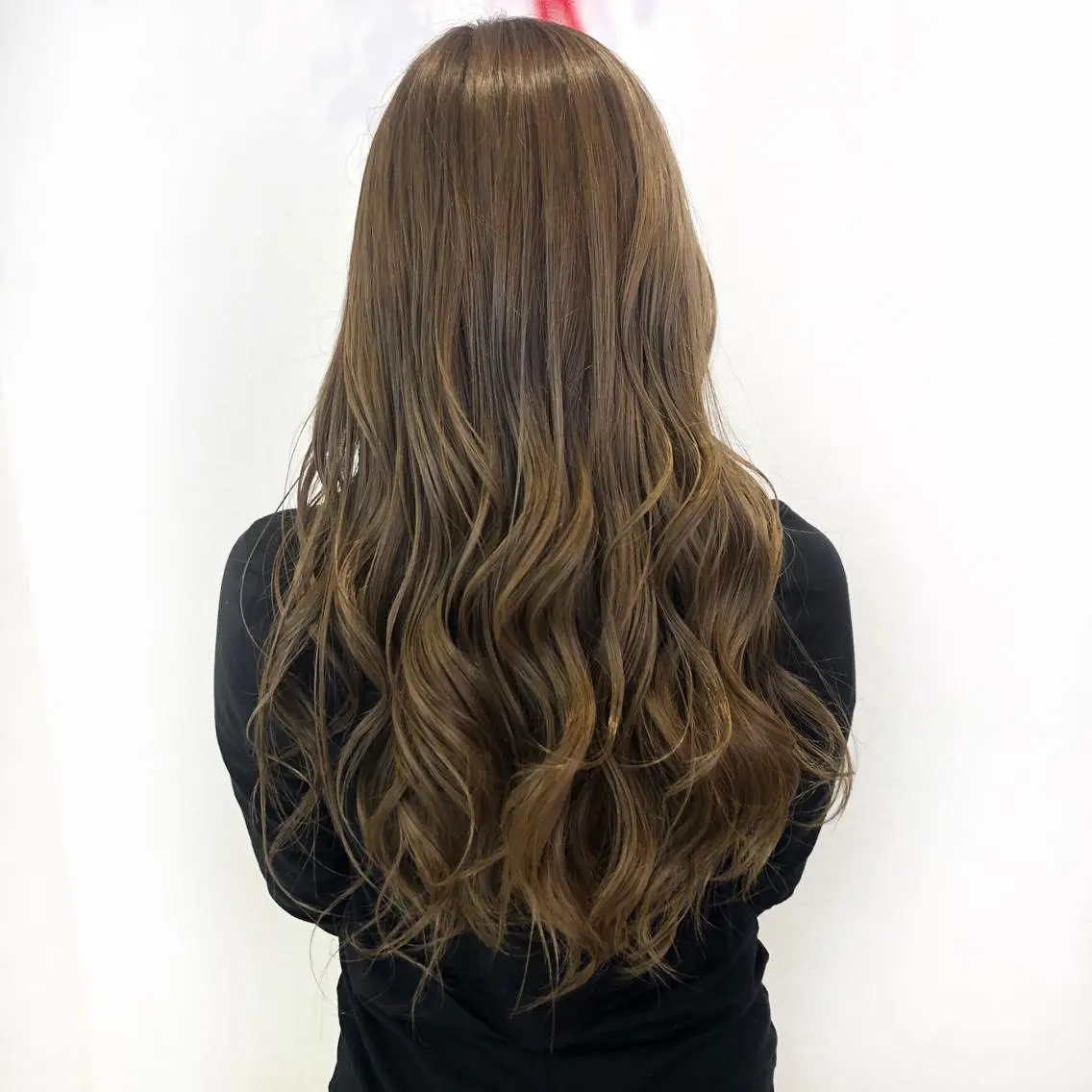 ロング カラー イルミナカラー 小顔レイヤー/ ベージュ🤍Rieのヘアスタイル
