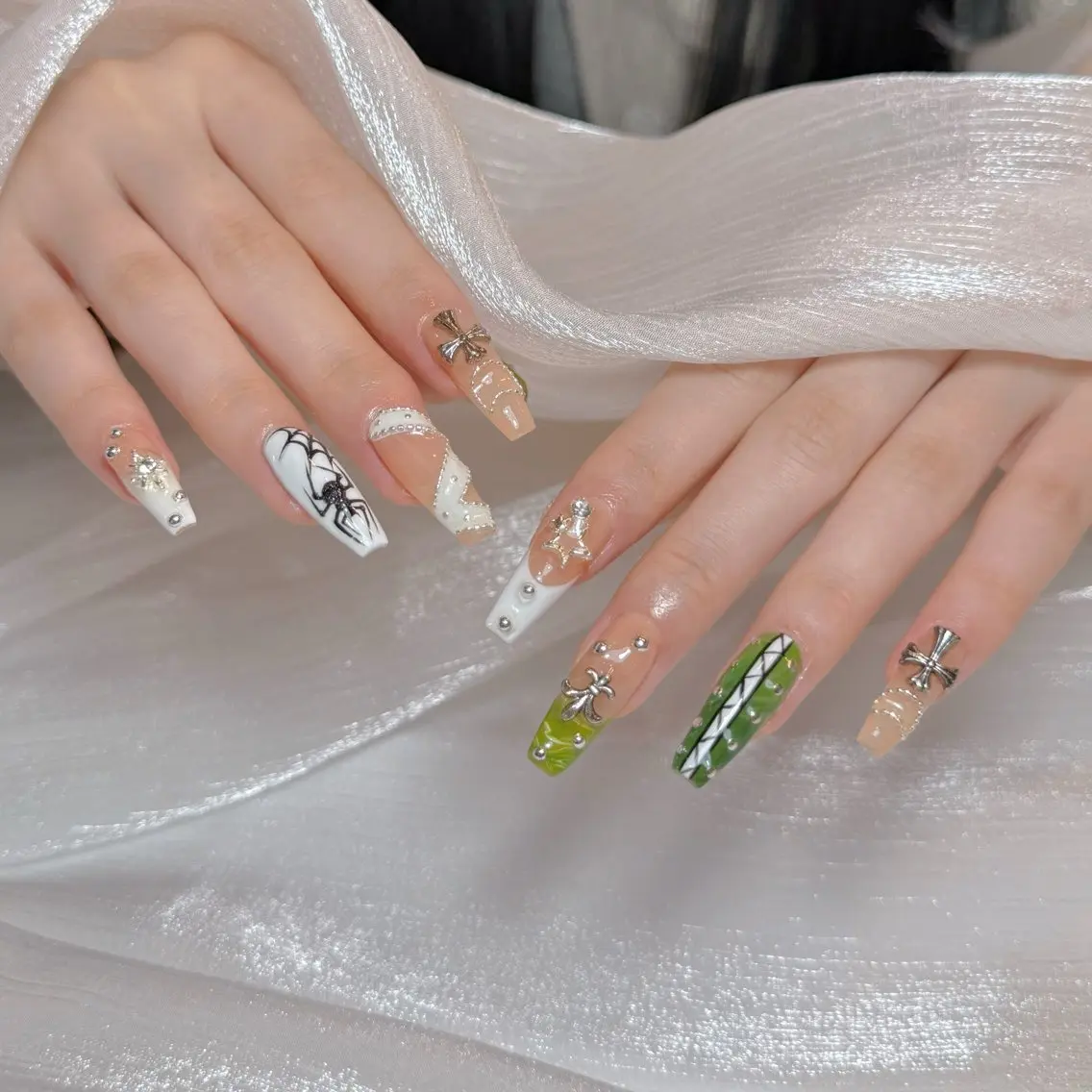 ネイル ハンドネイル The 1989 Nail Salonのネイルデザイン