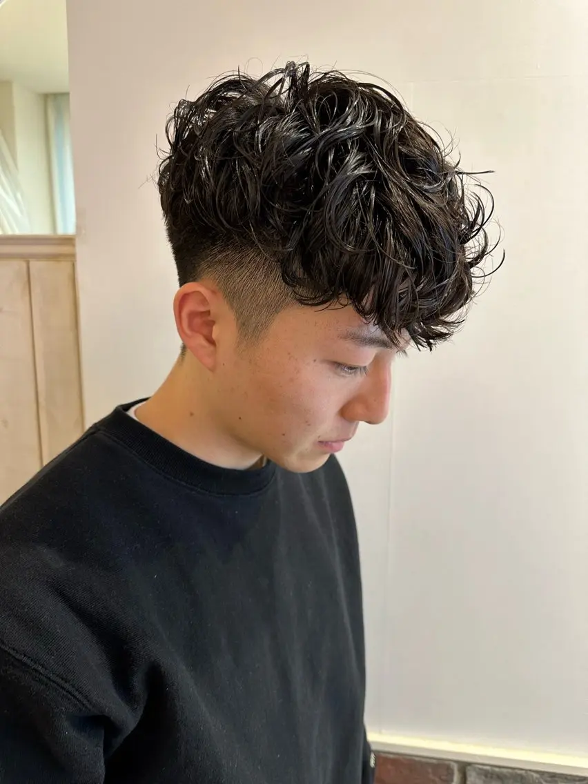 パーマ メンズ カット パーマ メンズパーマ特化🔥 ツイスパ/シャドウのヘアスタイル