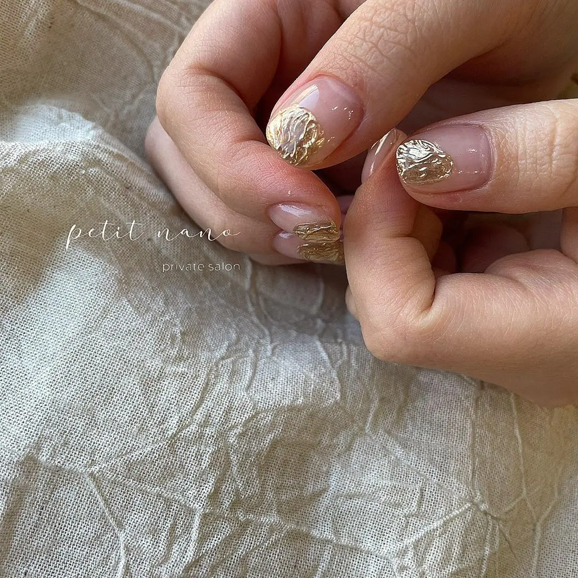 ネイル ジェルネイル 韓国ネイル マグネットネイル ニュアンスネイル パラジェル nail◯ petitnanoのネイルデザイン