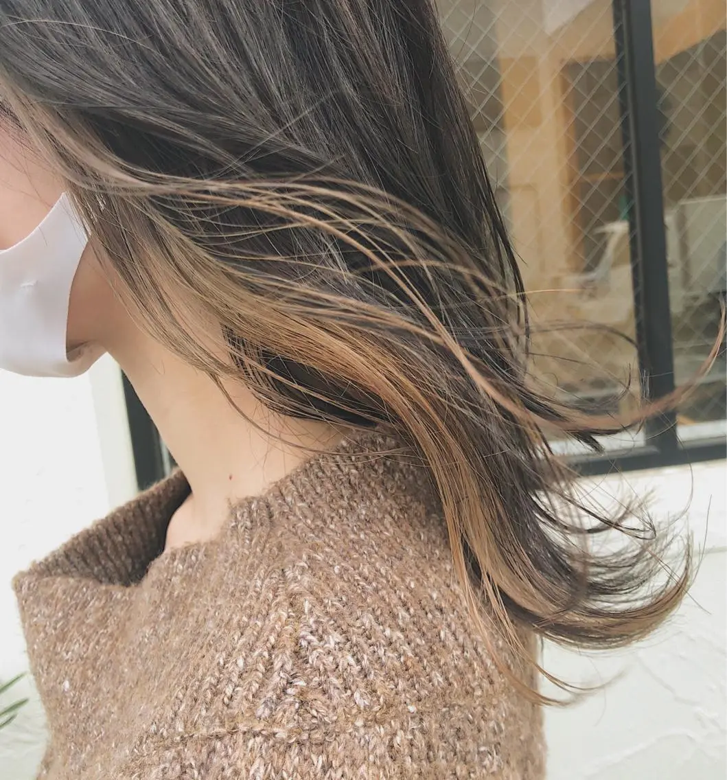 セミロング カラー パーマ ヘアアレンジ ケアカラー 透明感カラー ハイライトカラー ハイトーンカラー ハイライト ヘアカラー 【ツヤ髪美容師】 ツダケイスケのヘアスタイル