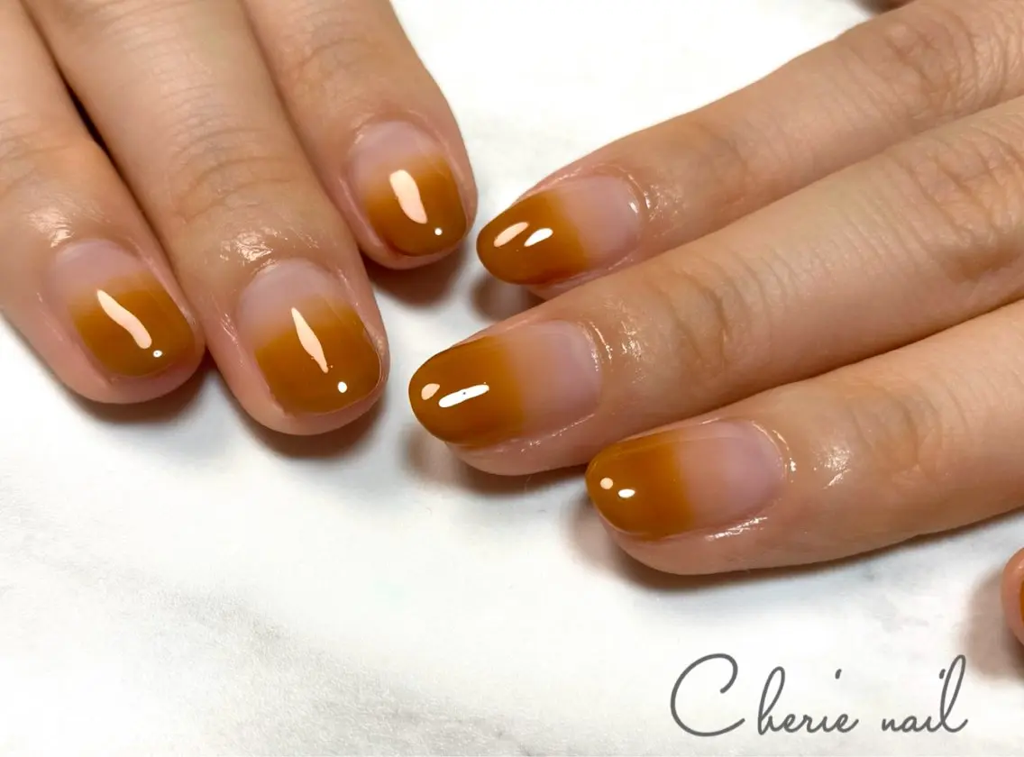 ネイル ブラウン ジェルネイル グラデーション Cherienail yunaのネイルデザイン