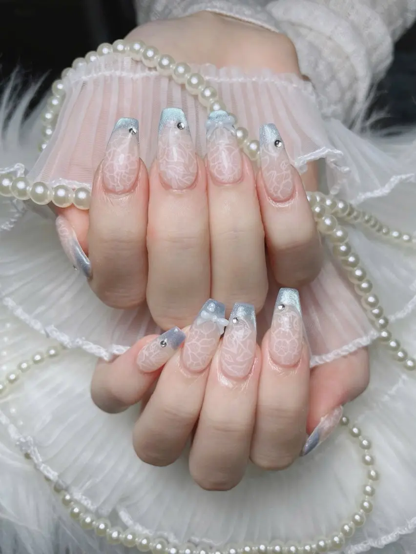 ネイル オーロラネイル ボルドー ブラウン 氷ネイル・うるうるネイル キラキラネイル ハンドネイル Sora  Nail 長さ出し専門店のネイルデザイン