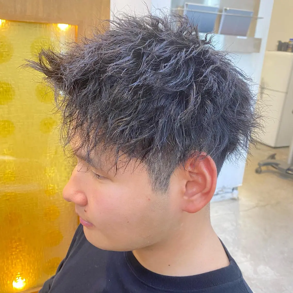 ショート パーマ メンズ メンズパーマ メンズツイストパーマ ツイストパーマ カット ヘアカラー ヘッドスパ メンズ/韓国レイヤー /透明感カラー那須野のヘアスタイル